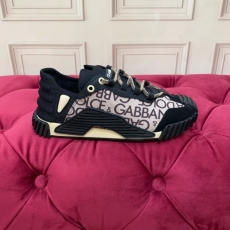 Dolce Gabbana Low Shoes